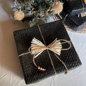 Square Sustainable Gift Box Black (Medium)