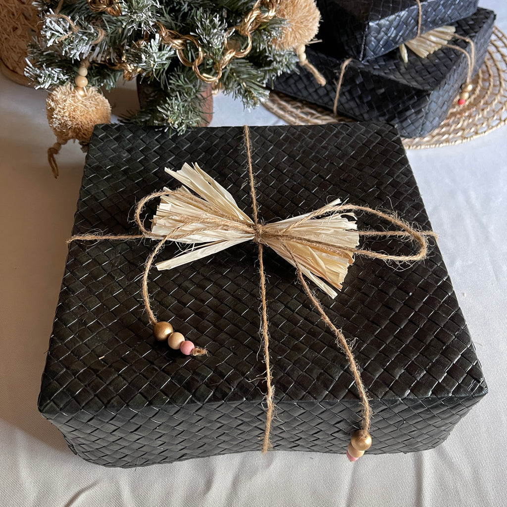 Square Sustainable Gift Box Black (Large)